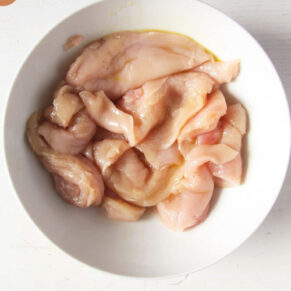Chicken-boneless-thin-slices